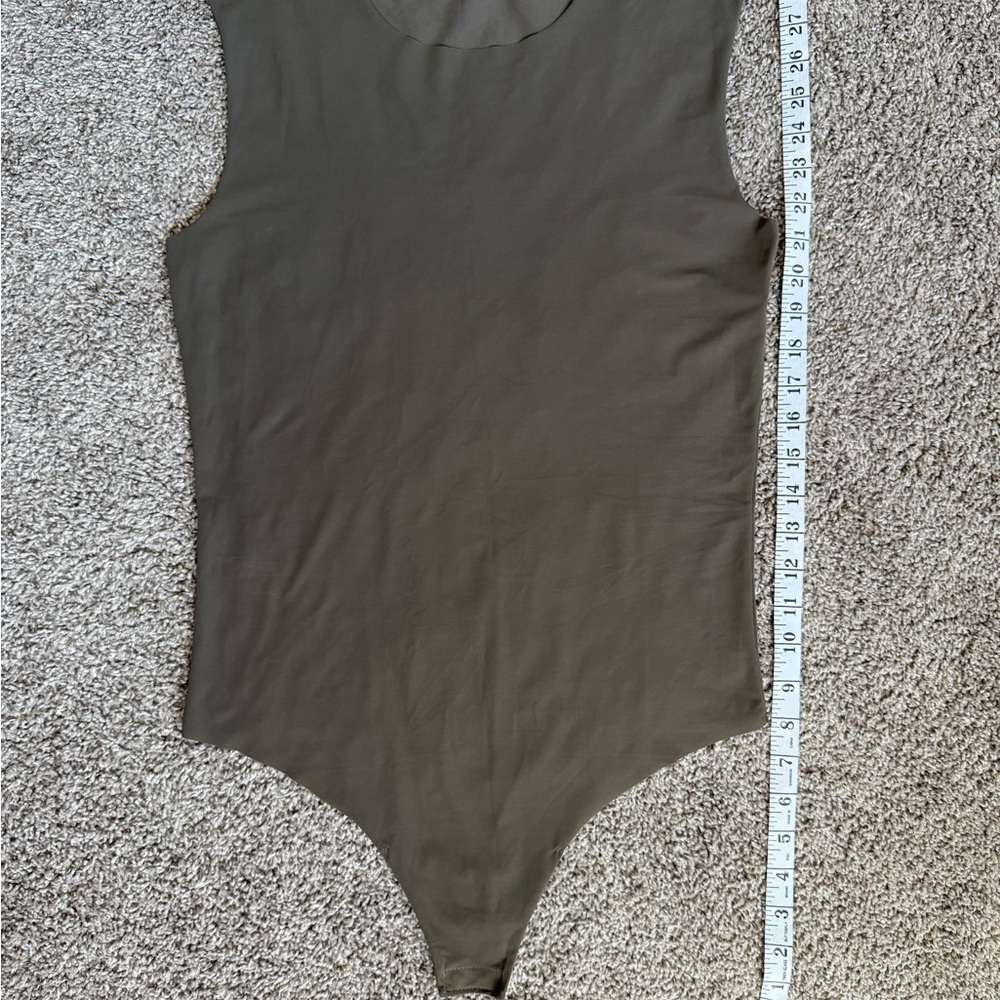 Commando Sleeveless Bodysuit - Picture 3 of 6